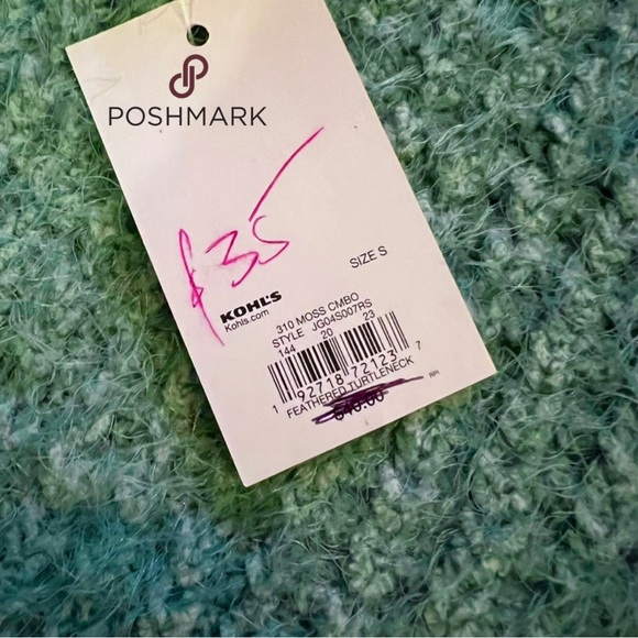 NWT SO Fuzzy Pullover Sweater in Mint Green Size Small - Picture 6 of 8